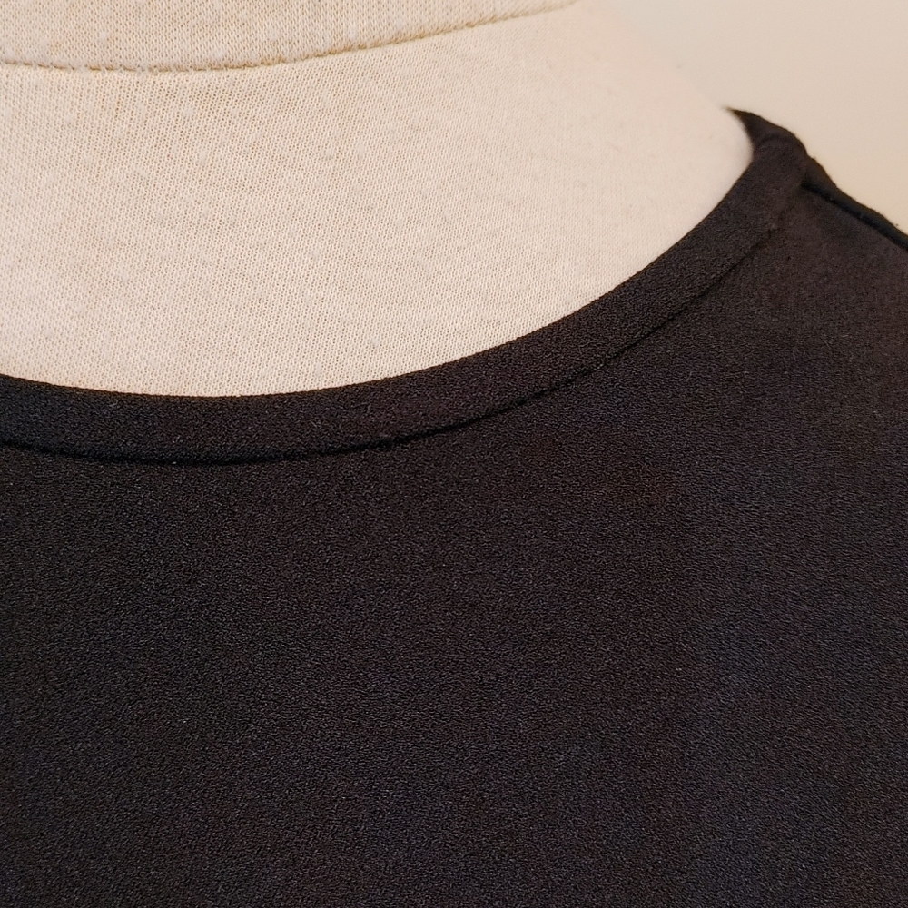 Ellen Tracy women's‎ stretch black Tops size medium - Picture 4 of 8